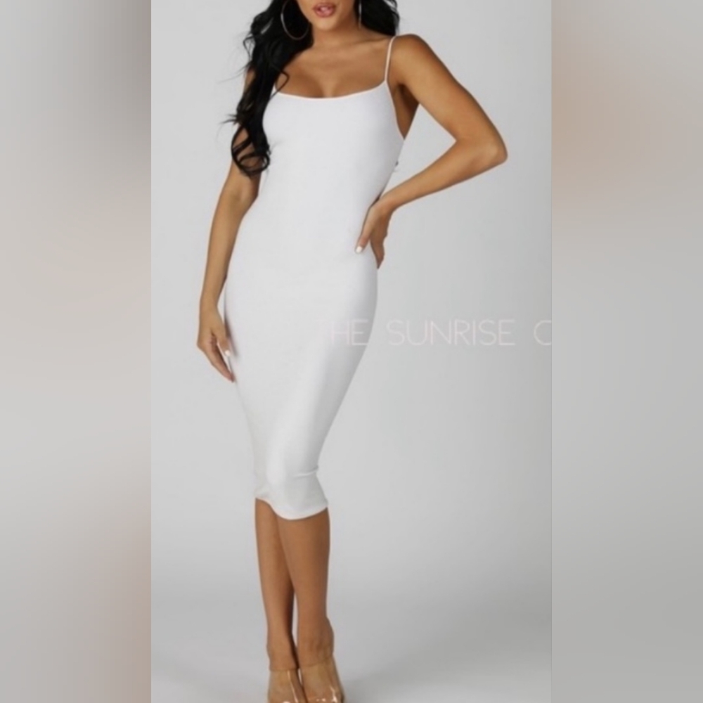 Nikibiki white bodycon dress size OS